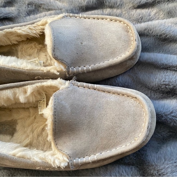 UGG Shoes Ugg Womens Ansley Slipper Light Grey Suede Leather Slip